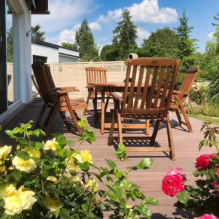 بيت للعطل Direkt An Der Spree Mit Whirlpool Und Sauna