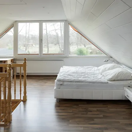 Сasa de vacaciones Direkt An Der Spree Mit Whirlpool Und Sauna