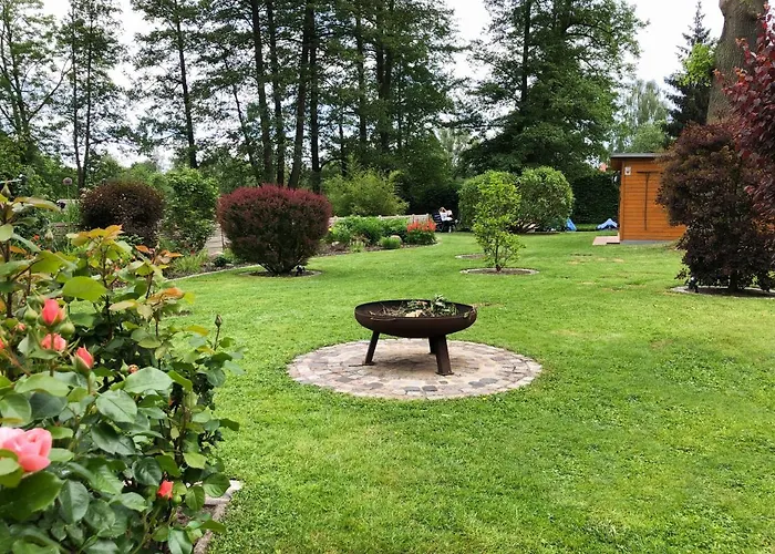 Tatil Evi Direkt An Der Spree Mit Whirlpool Und Sauna Berlin